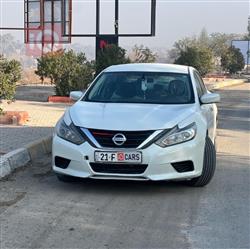 نيسان ألتيما